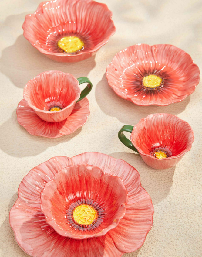 Camelia Ceramic Plates/Bowls